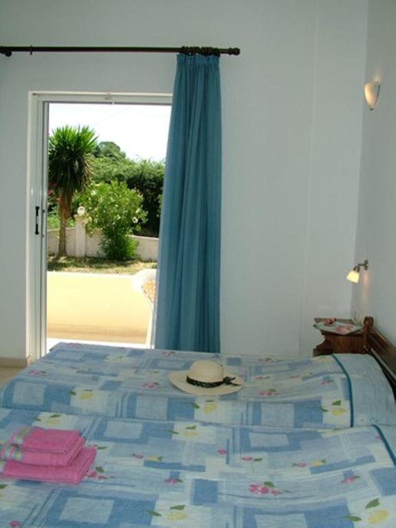 Esperides Studios And Apartments Corfu Island Exterior photo